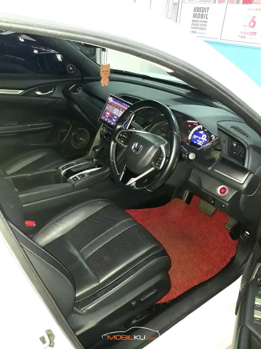 Mobil Honda Civic Sedan 2018