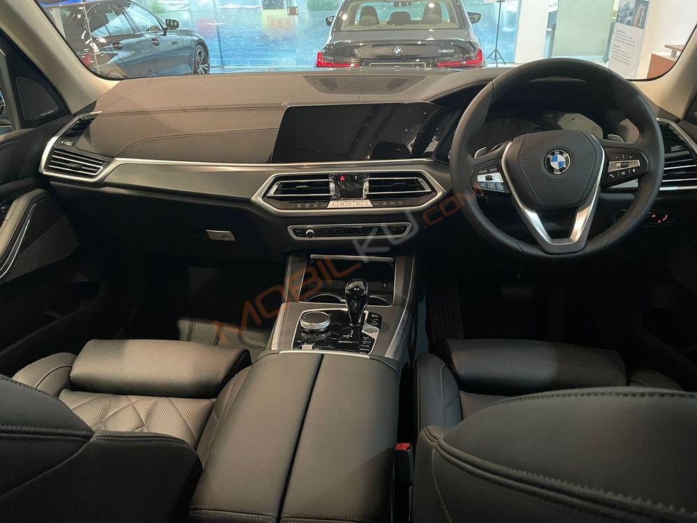 Mobil undefined undefined undefined