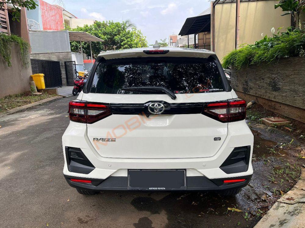 Mobil Toyota Raize 2022