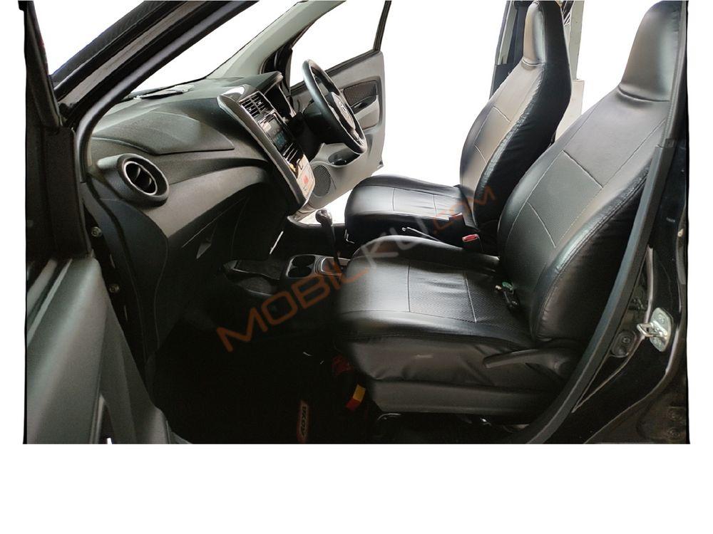 Mobil Toyota Agya 2021