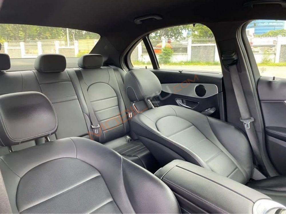 Mobil Mercedes-Benz C-Class 2018