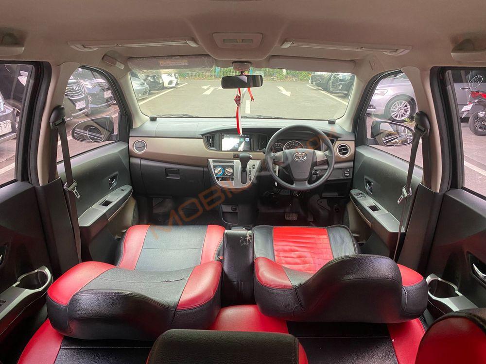 Mobil Toyota Calya 2018