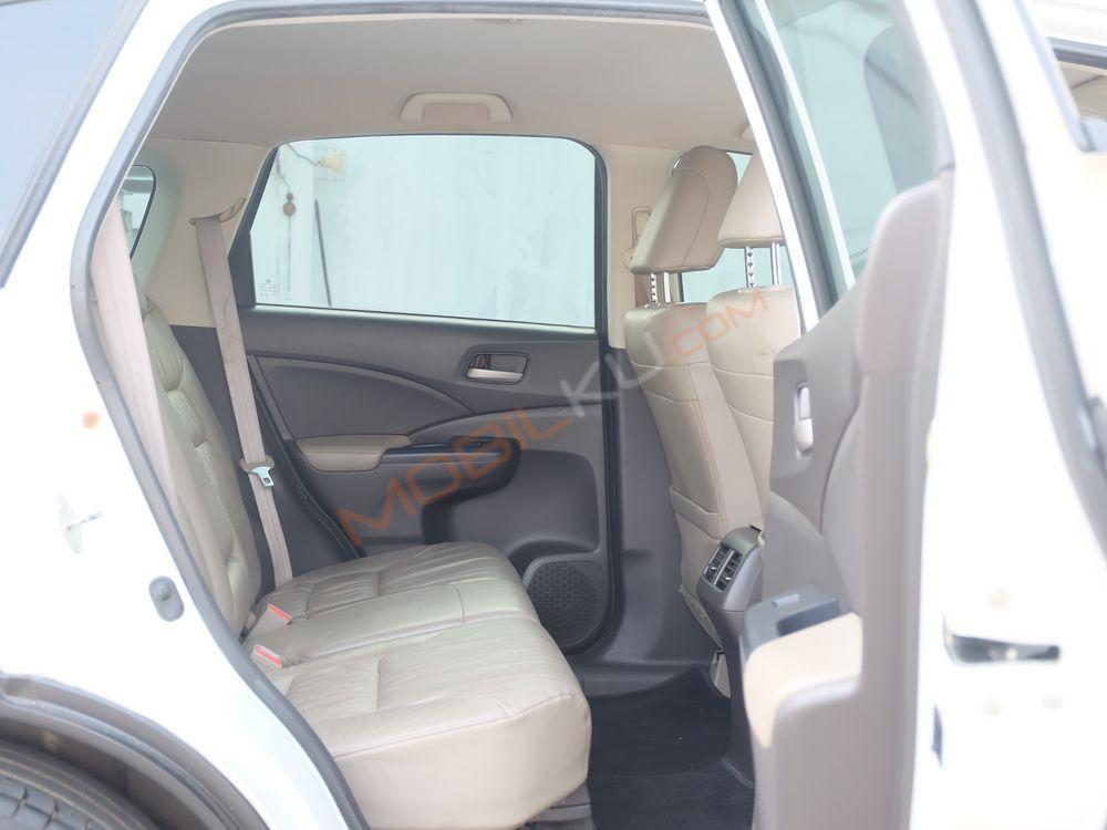 Mobil Honda CR-V 2013
