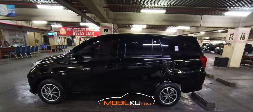 Mobil Toyota Calya 2019