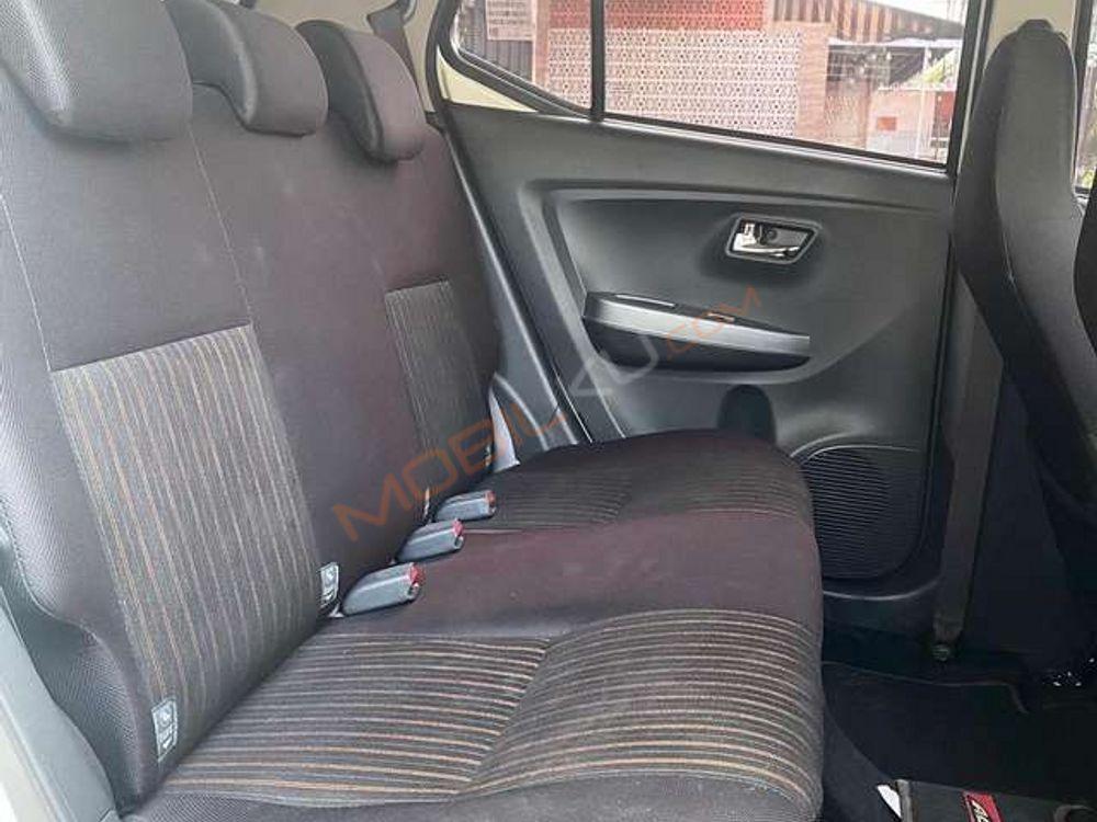 Mobil Toyota Agya 2019