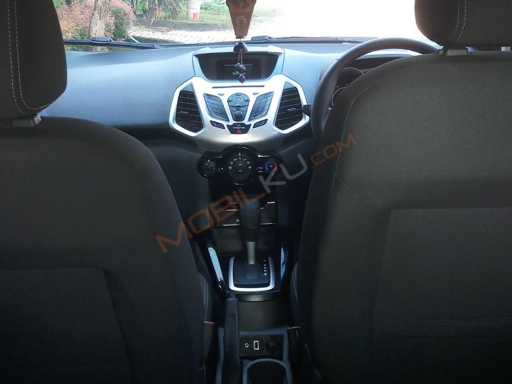 Mobil Ford EcoSport 2014