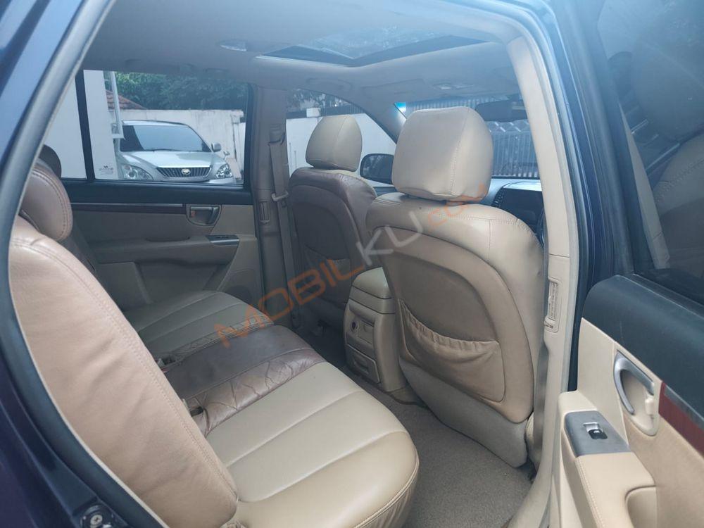 Mobil Hyundai Santa Fe 2008