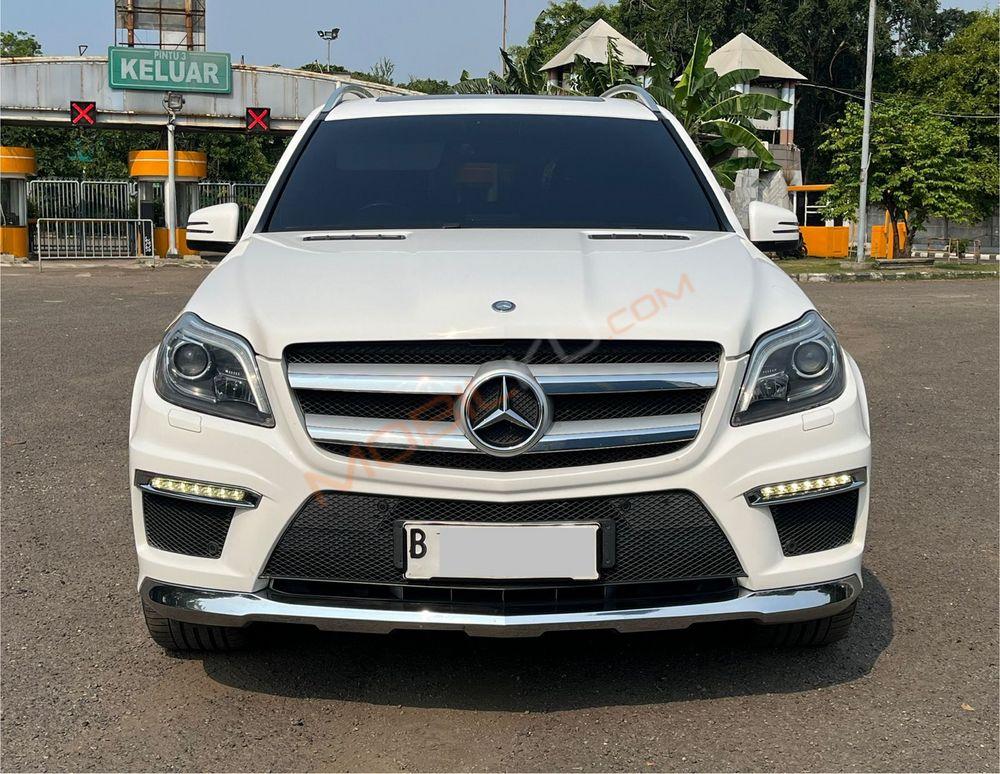 Mobil Mercedes-Benz GL 2014
