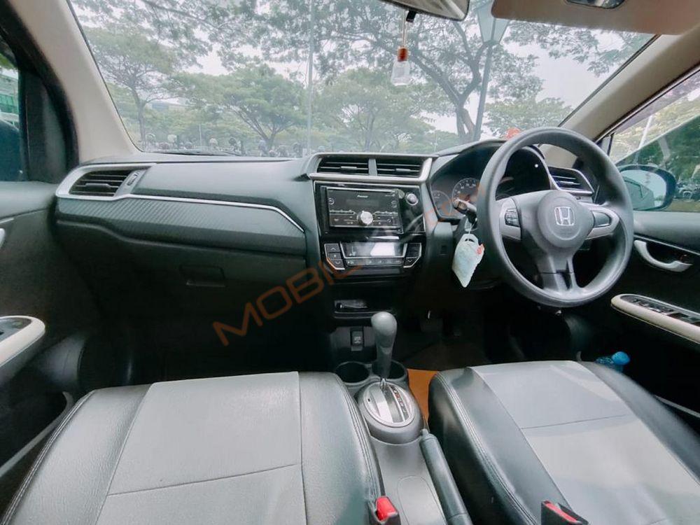 Mobil Honda Brio 2019