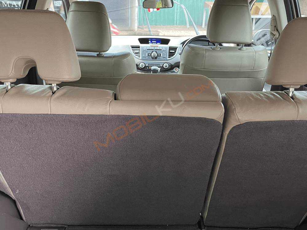 Mobil Honda CR-V 2013