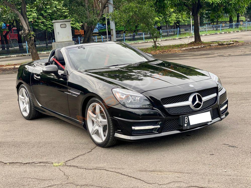 Mobil Mercedes-Benz SLK 2013