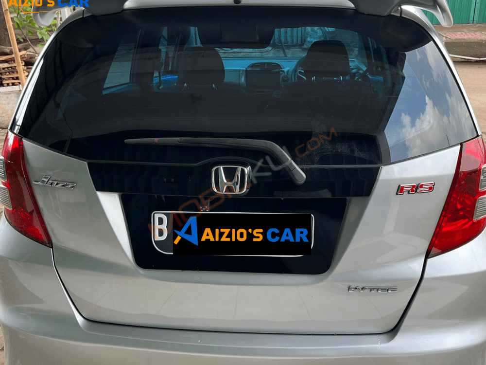 Mobil Honda Jazz 2009
