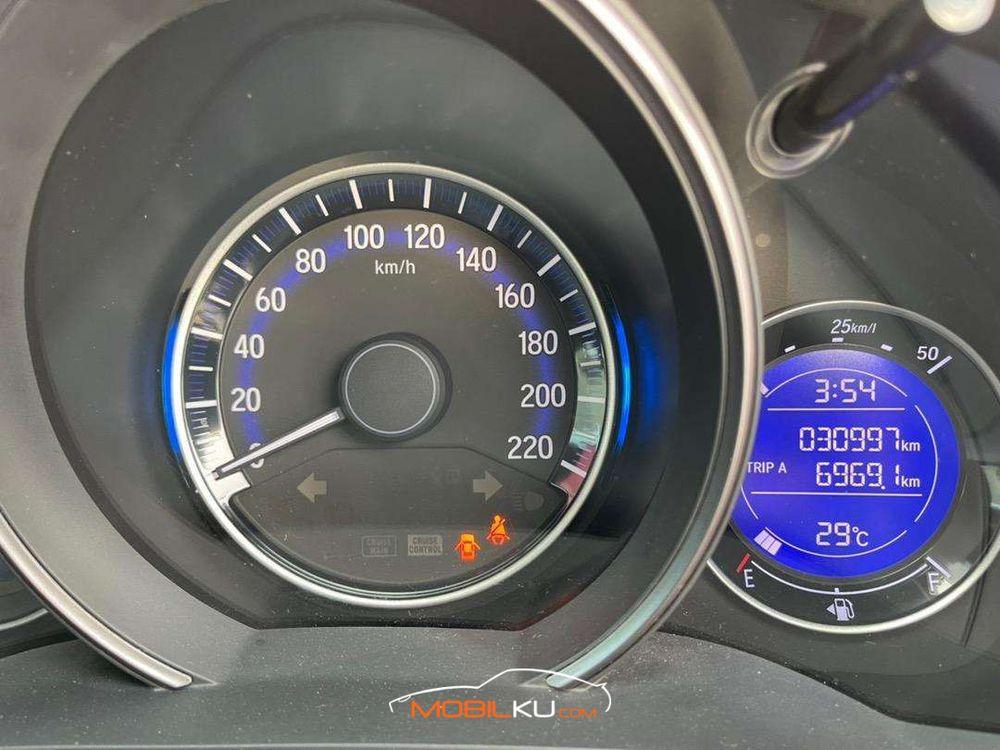 Mobil Honda Jazz 2018