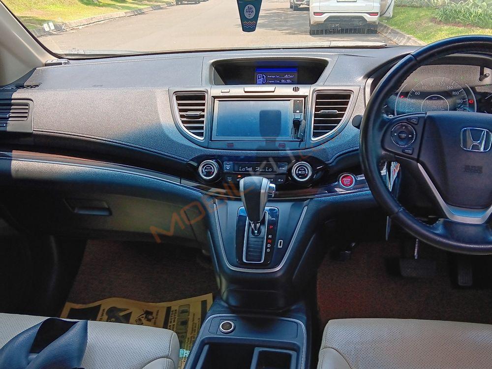 Mobil Honda CR-V 2017