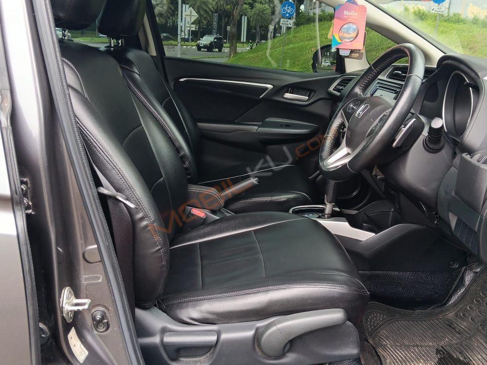 Mobil Honda Jazz 2015