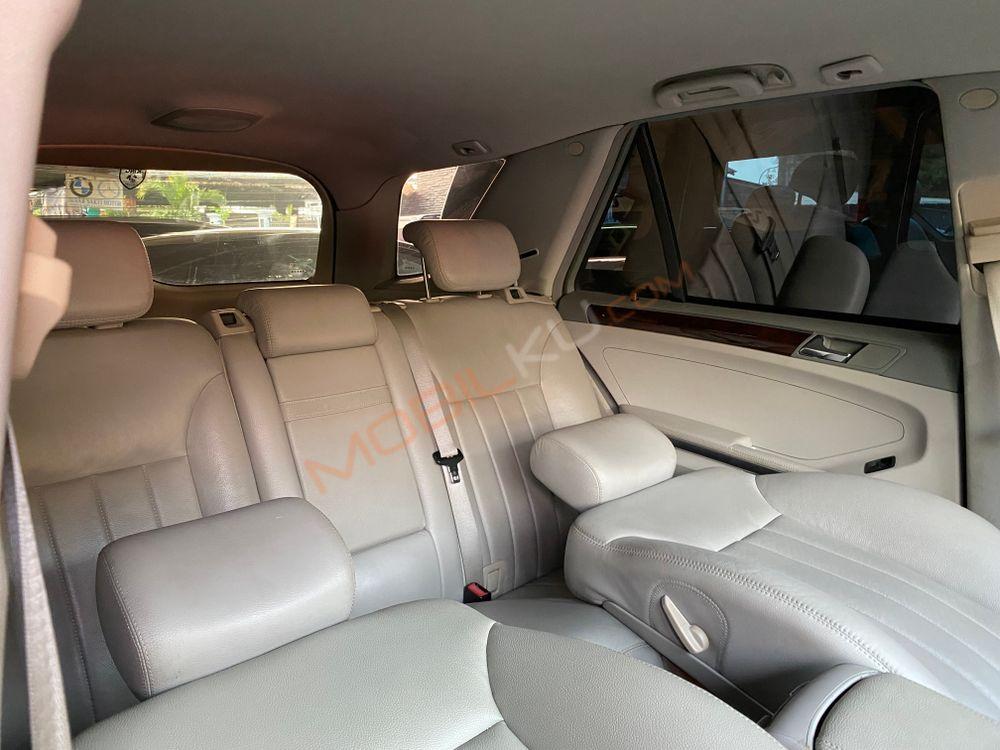 Mobil Mercedes-Benz ML 2006