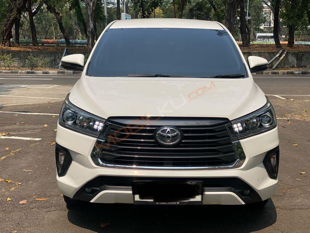Mobil Toyota Kijang Innova 2022