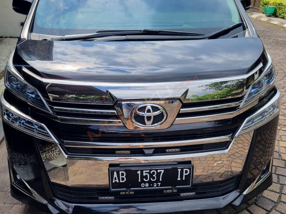 Mobil Toyota Vellfire 2019