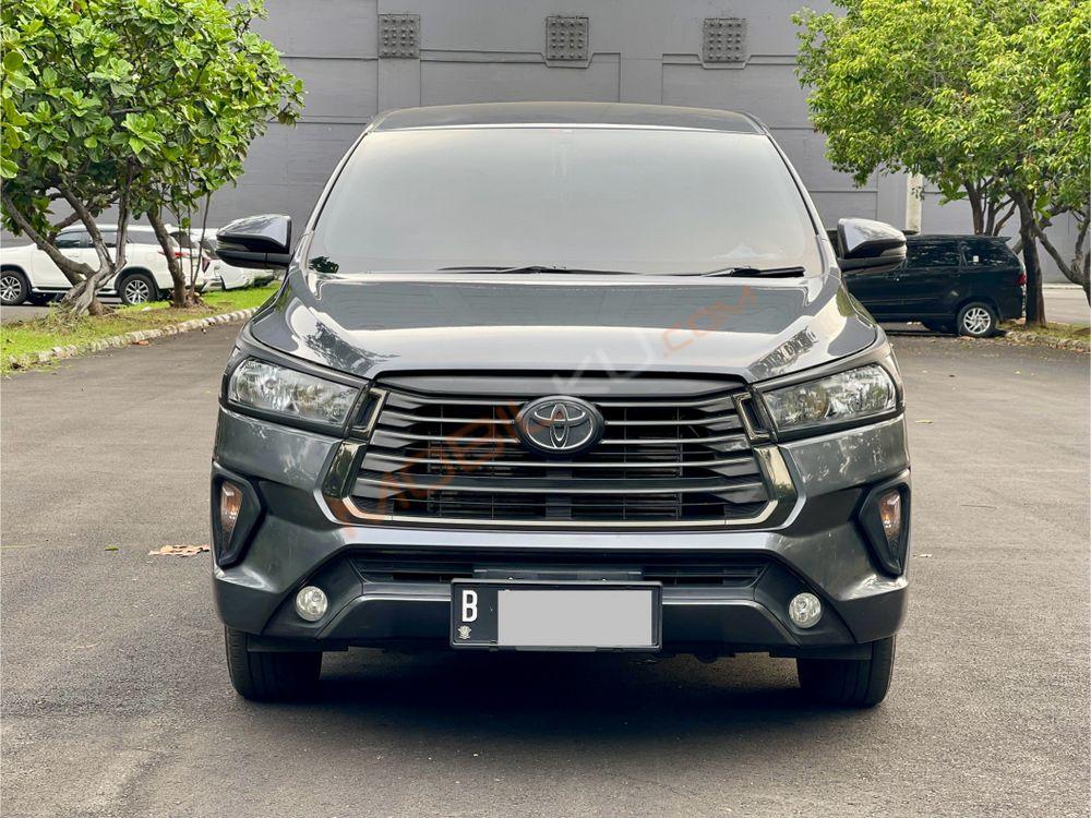 Mobil Toyota Kijang Innova 2022