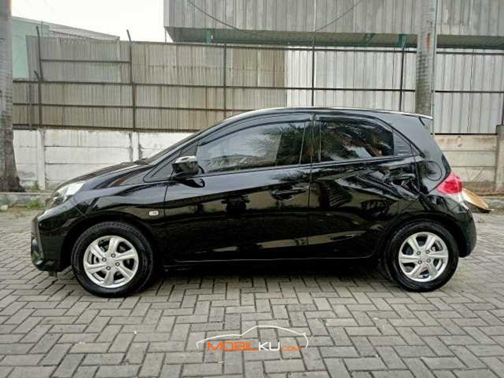 Mobil Honda Brio 2017
