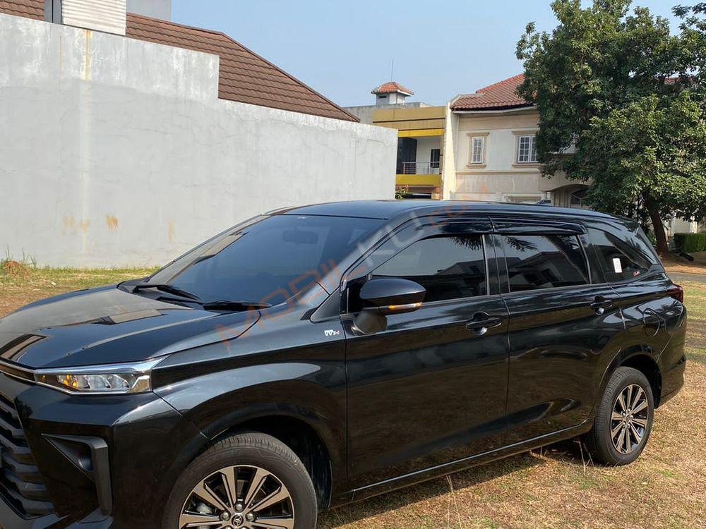 Mobil Toyota Avanza 2022