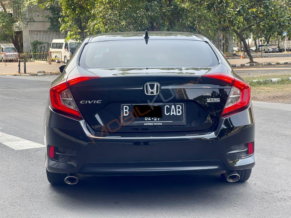 Mobil Honda Civic Sedan 2017
