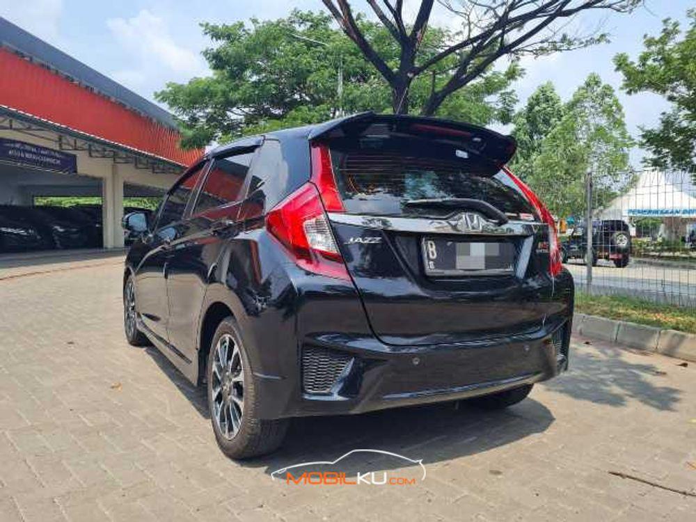 Mobil Honda Jazz 2017