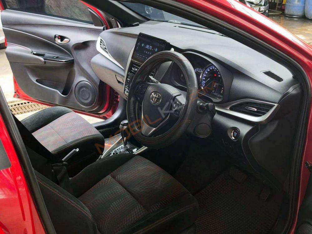 Mobil Toyota Yaris 2018
