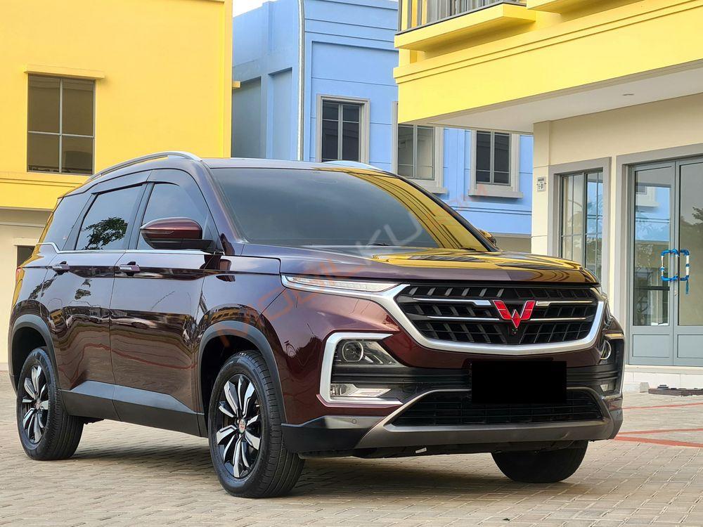 Mobil Wuling Almaz 2019