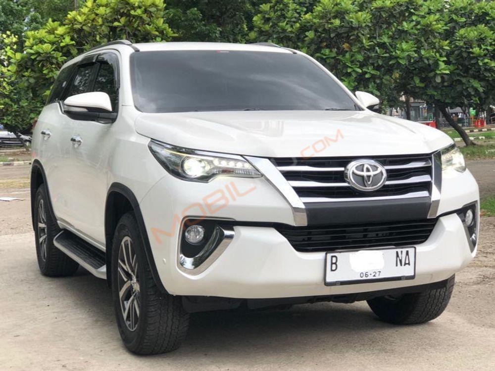 Mobil Toyota Fortuner 2017
