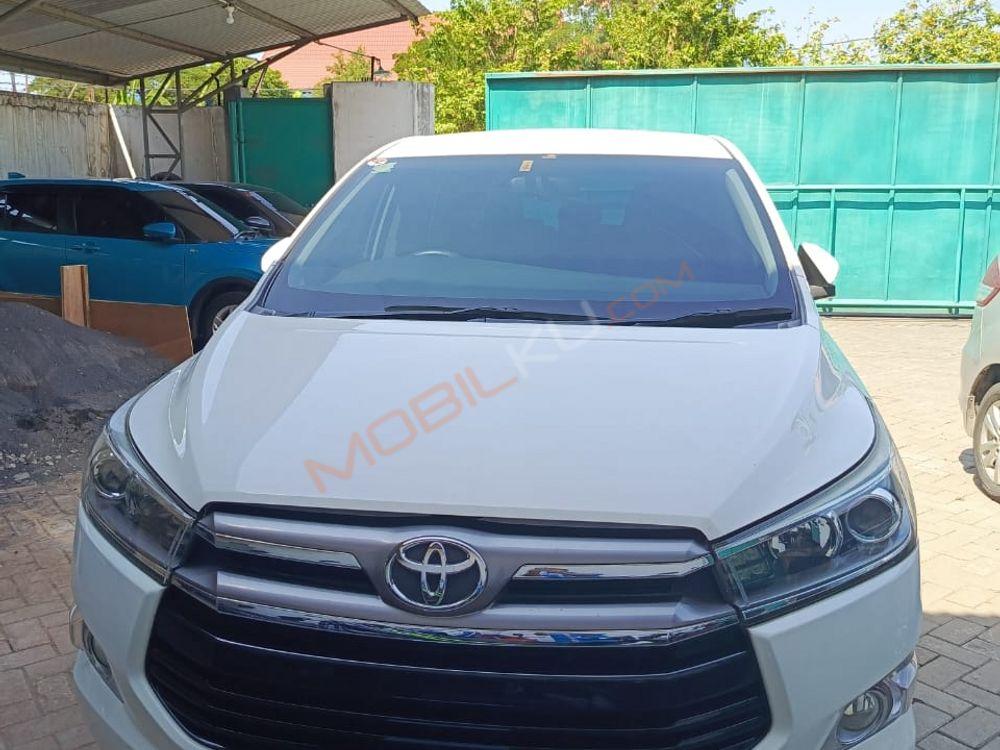 Mobil Toyota Kijang Innova 2018