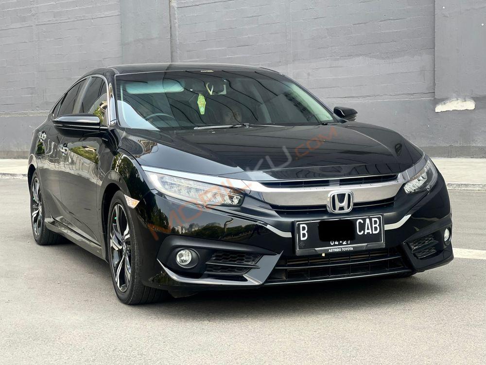 Mobil Honda Civic Sedan 2017