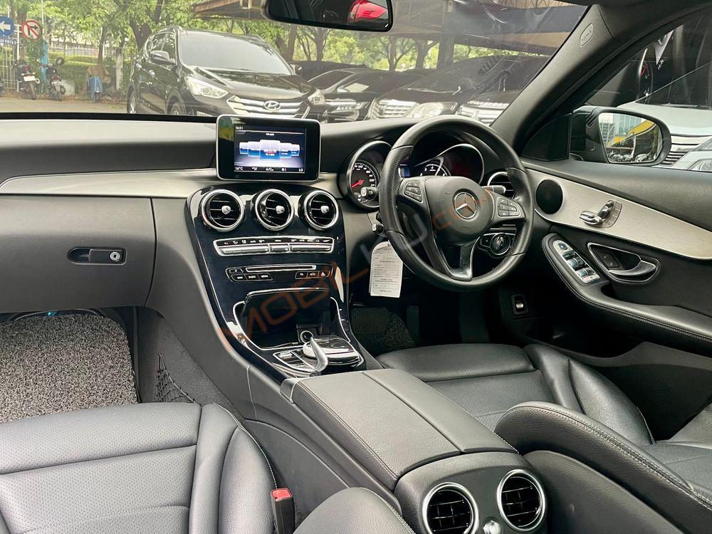Mobil Mercedes-Benz C-Class 2018