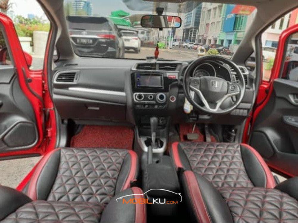 Mobil Honda Jazz 2010