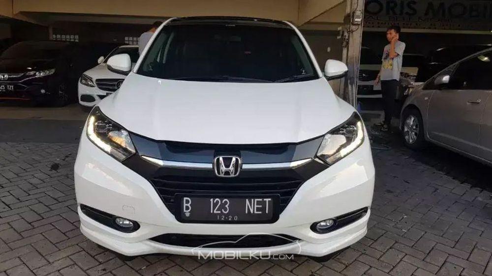 Mobil Honda HR-V 2015