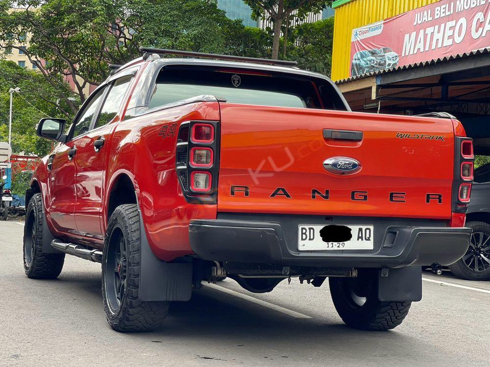 Mobil Ford Ranger 2014