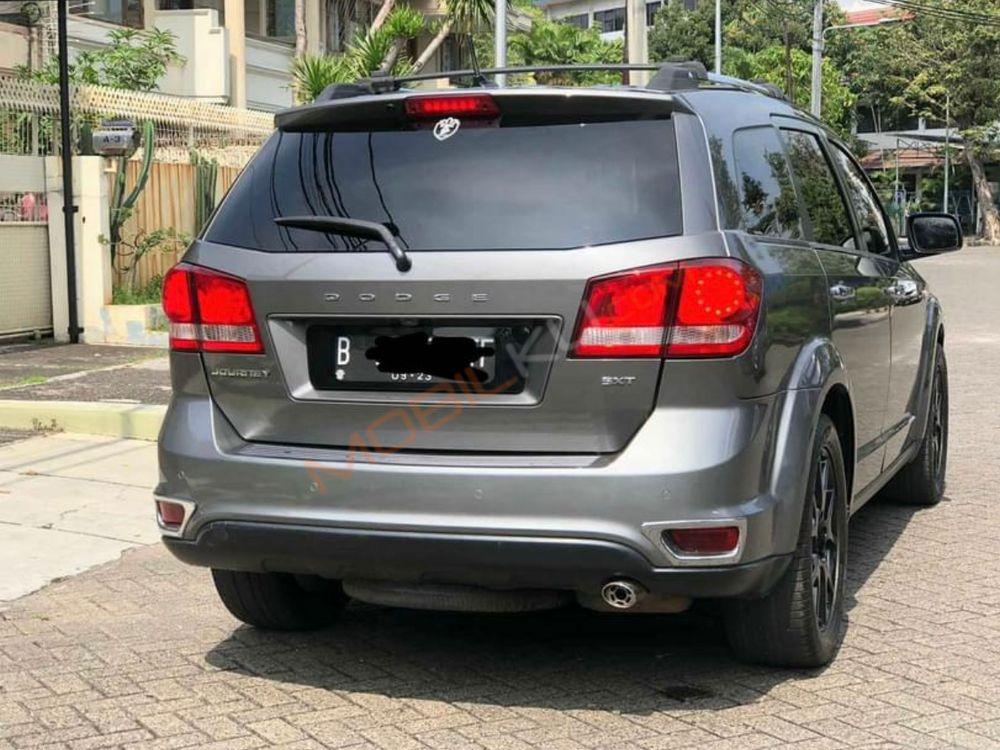 Mobil Dodge Journey 2013