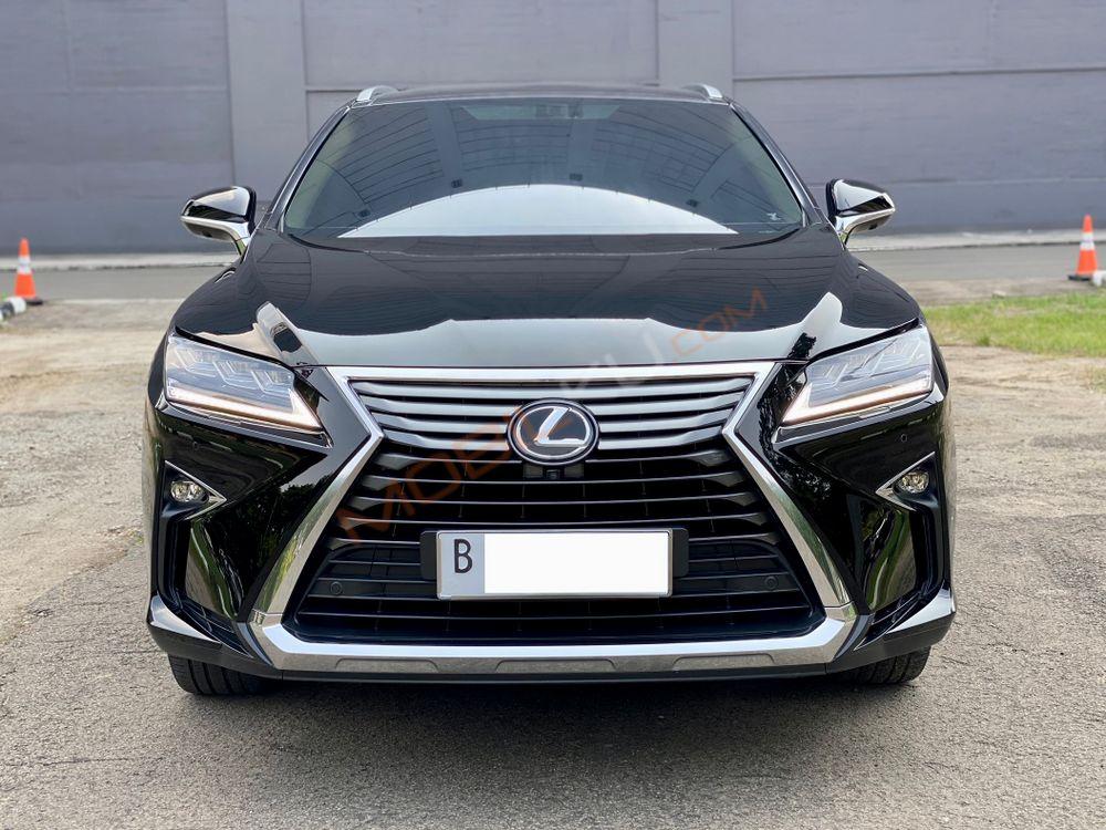 Mobil Lexus RX 2017