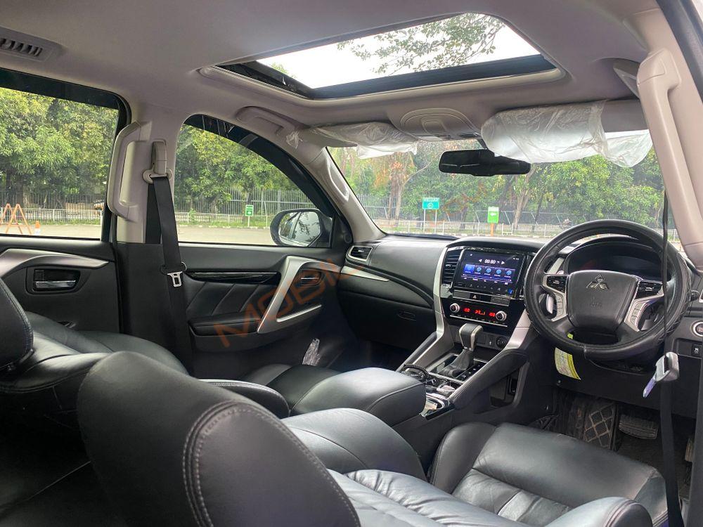 Mobil Mitsubishi Pajero Sport 2022