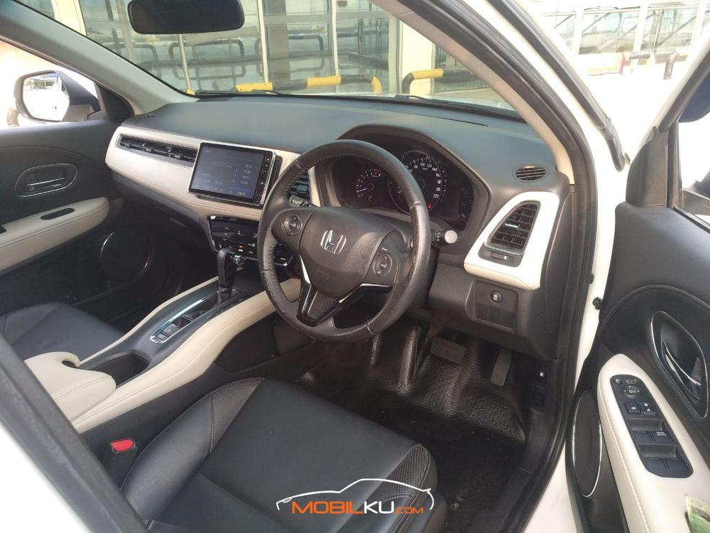 Mobil Honda HR-V 2017