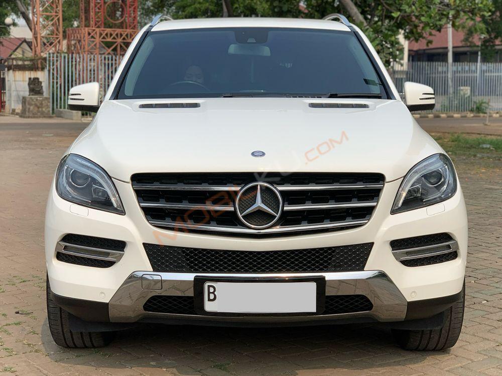 Mobil Mercedes-Benz ML 2013