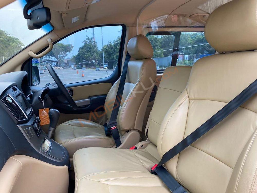 Mobil Hyundai H-1 2017