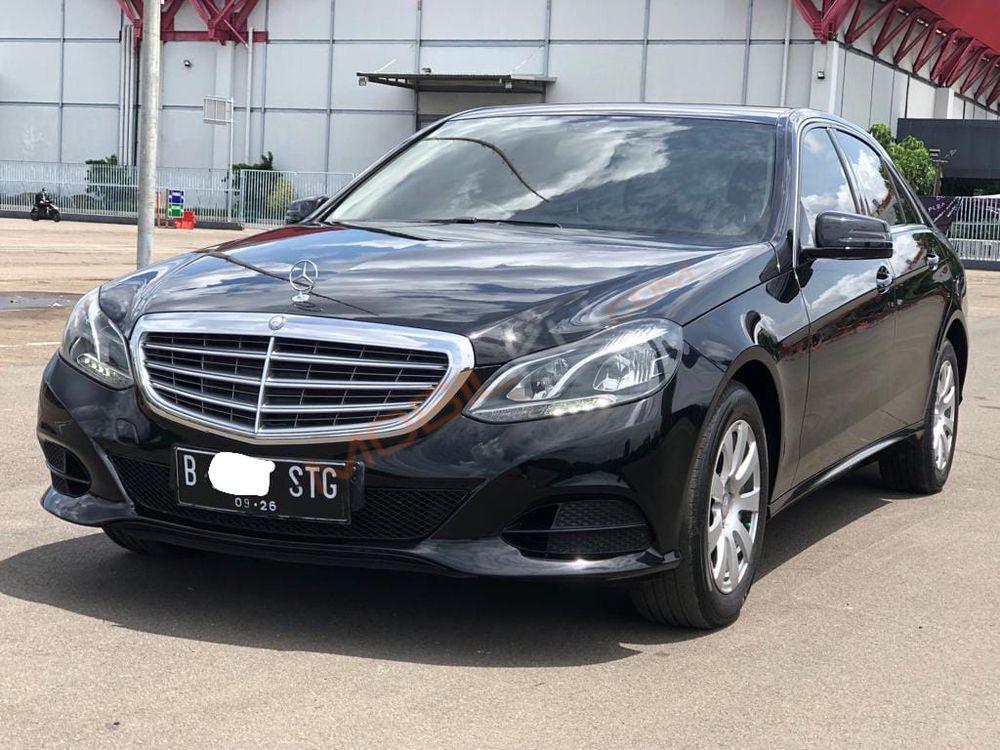Mobil Mercedes-Benz E-Class 2016