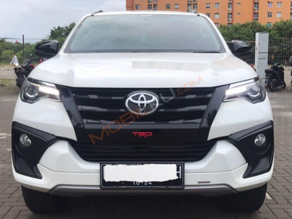 Mobil Toyota Fortuner 2019