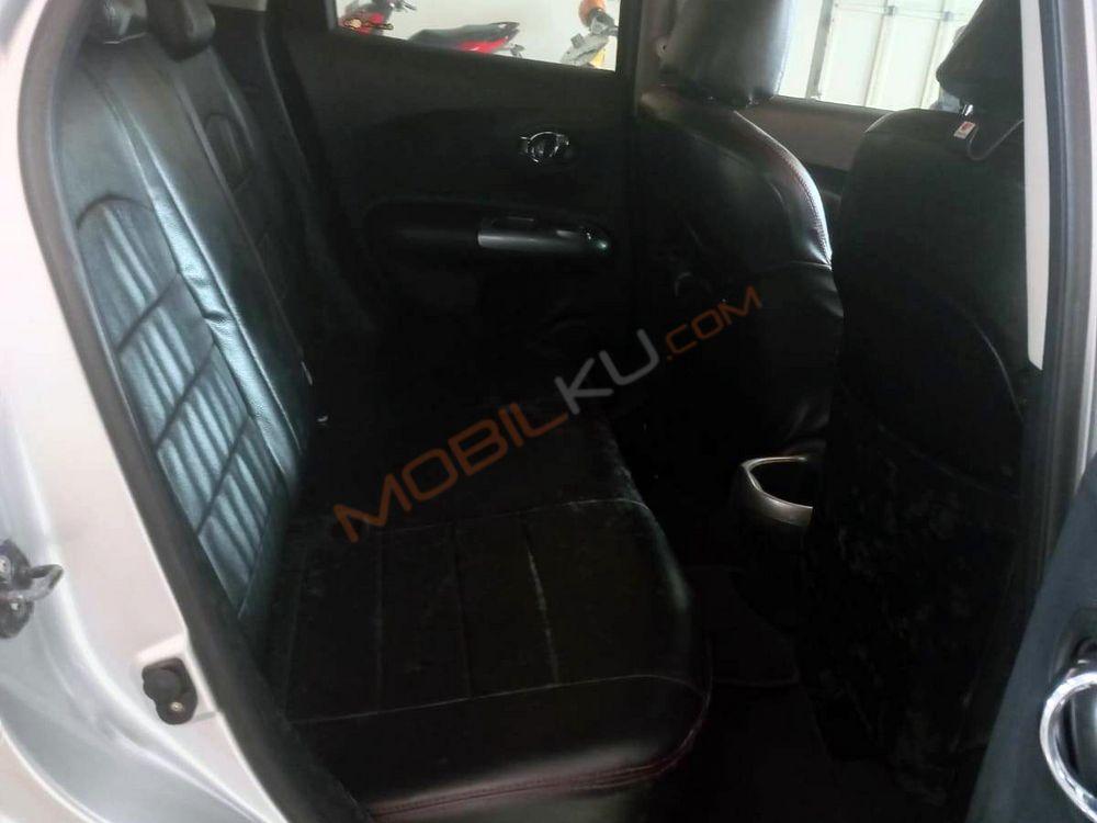 Mobil Nissan Juke 2013