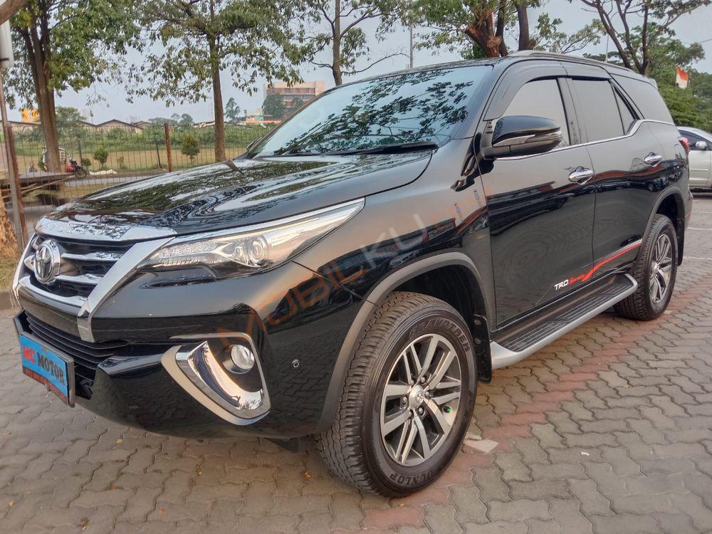 Mobil Toyota Fortuner 2019