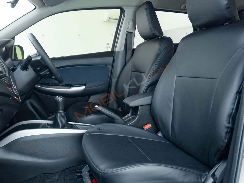 Mobil Suzuki Baleno 2021