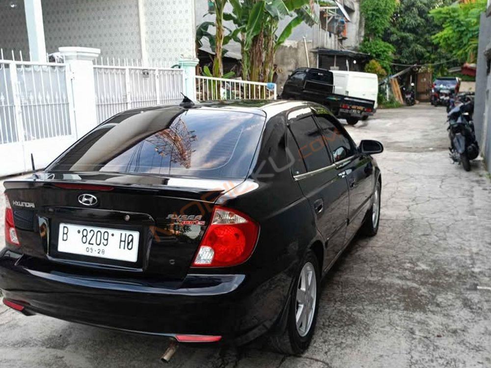 Mobil Hyundai Avega 2008