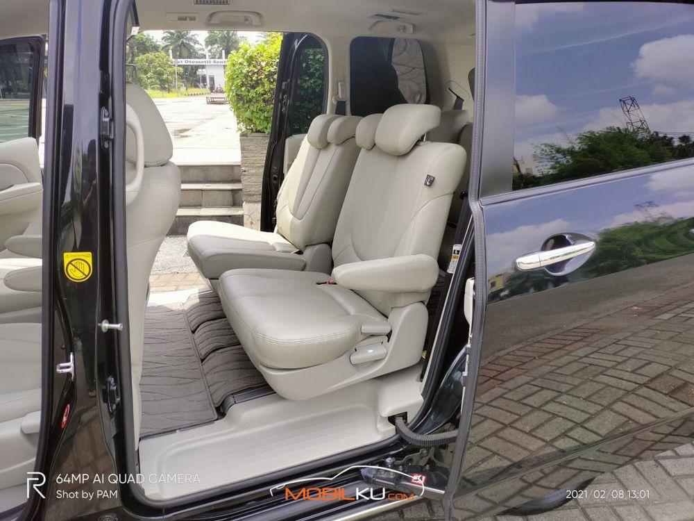 Mobil Mazda Biante 2015