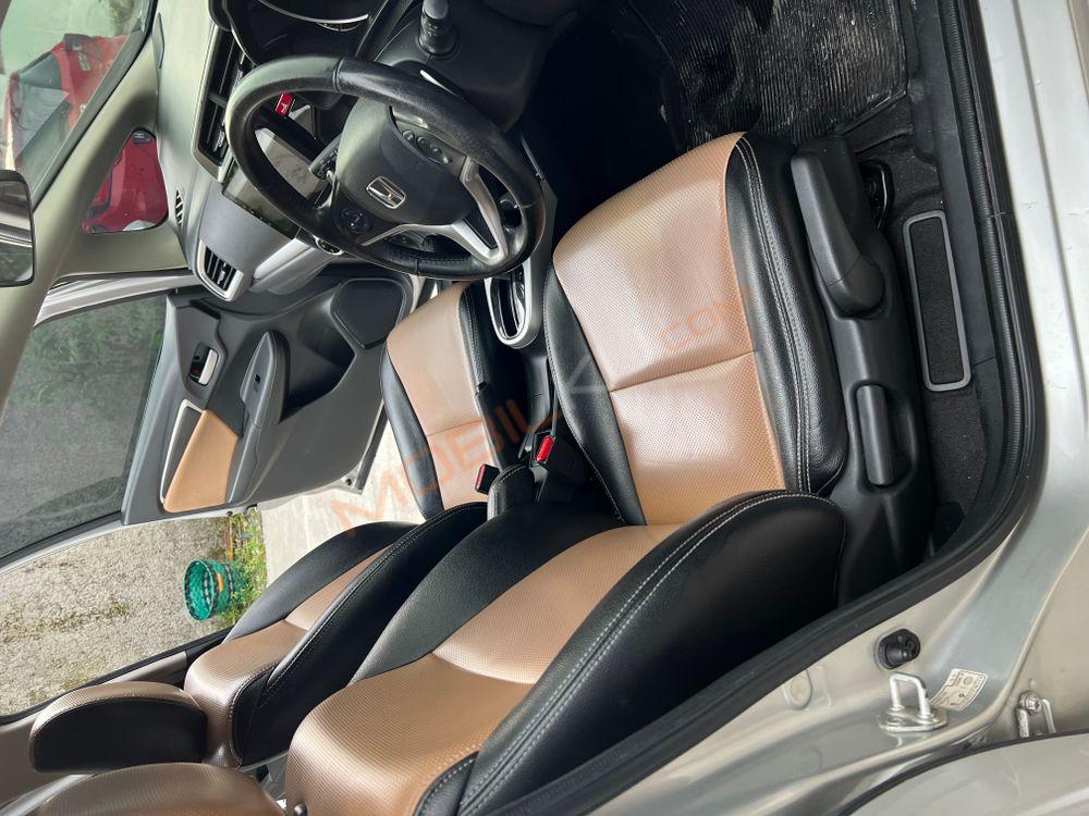 Mobil Honda Jazz 2015